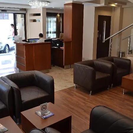 Vlaho Hotel 4*